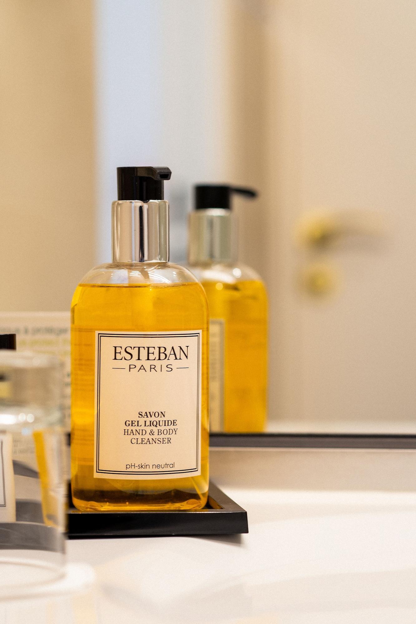 Best Western Plus Le Moderne Caen Zewnętrze zdjęcie